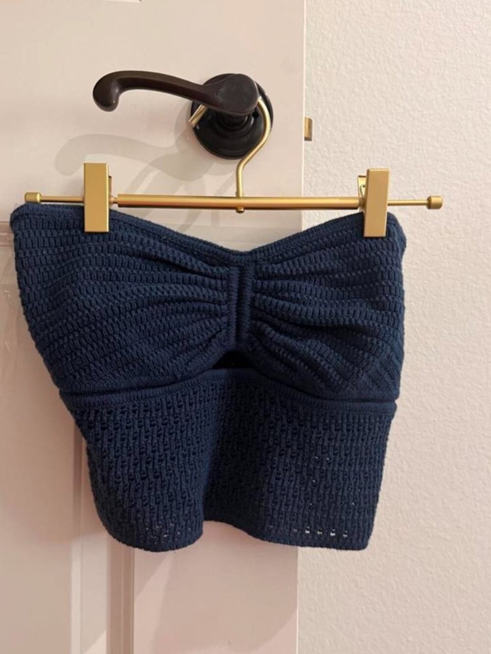 Windsor Women's Navy and Blue Crop-top